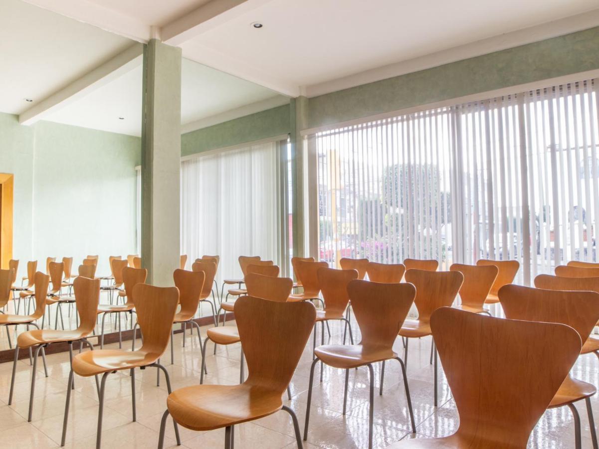 Capital O Hotel Villa Monini 푸에블라 외부 사진