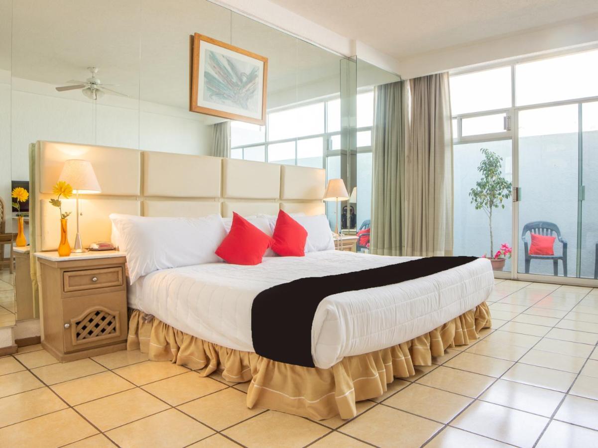 Capital O Hotel Villa Monini 푸에블라 외부 사진