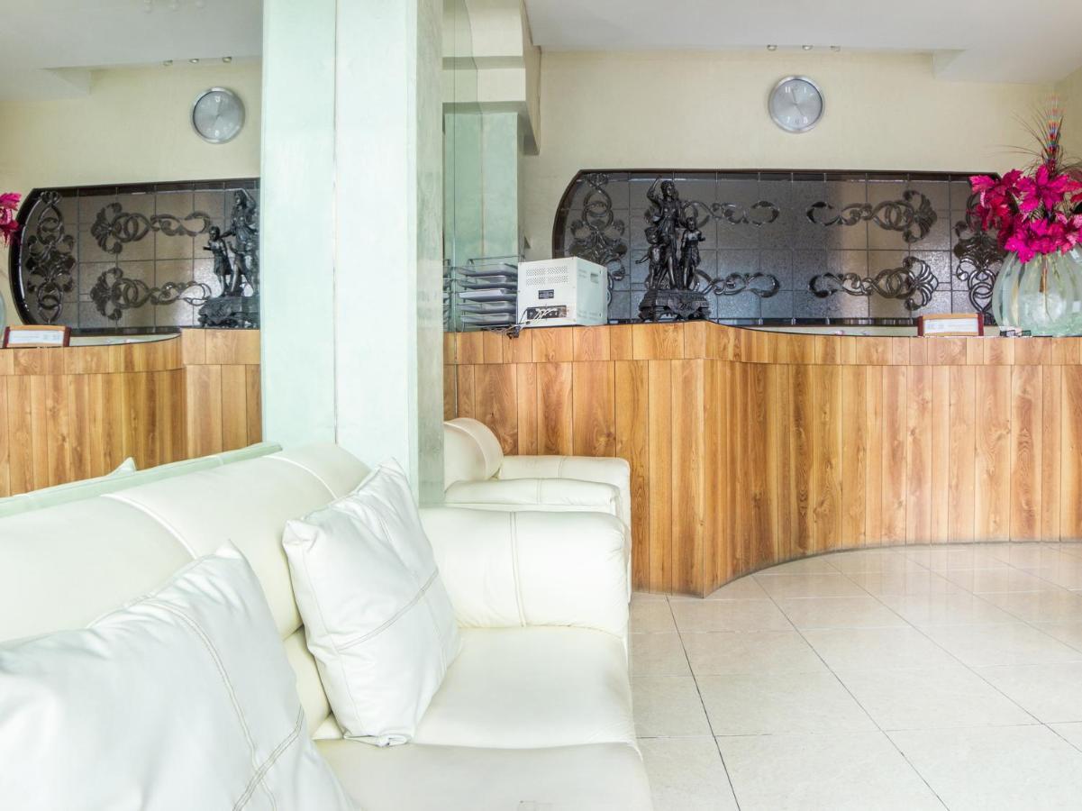 Capital O Hotel Villa Monini 푸에블라 외부 사진